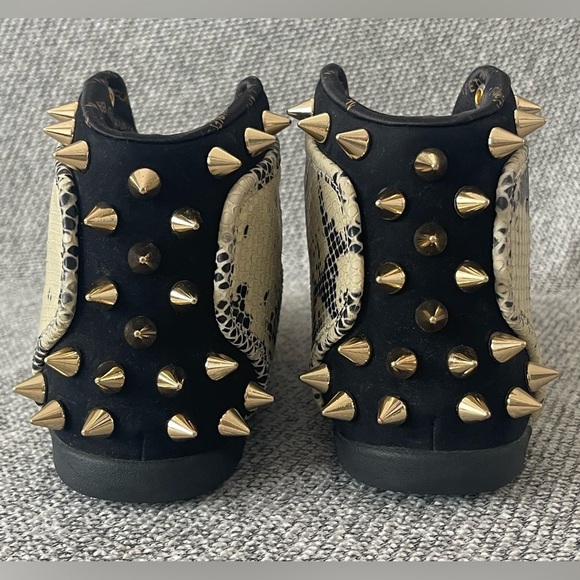 Reebok Melody Ehsani x Question  “Love” Mid Top Sneakers- NWOT- Women’s 8.5 USA - Picture 16 of 16